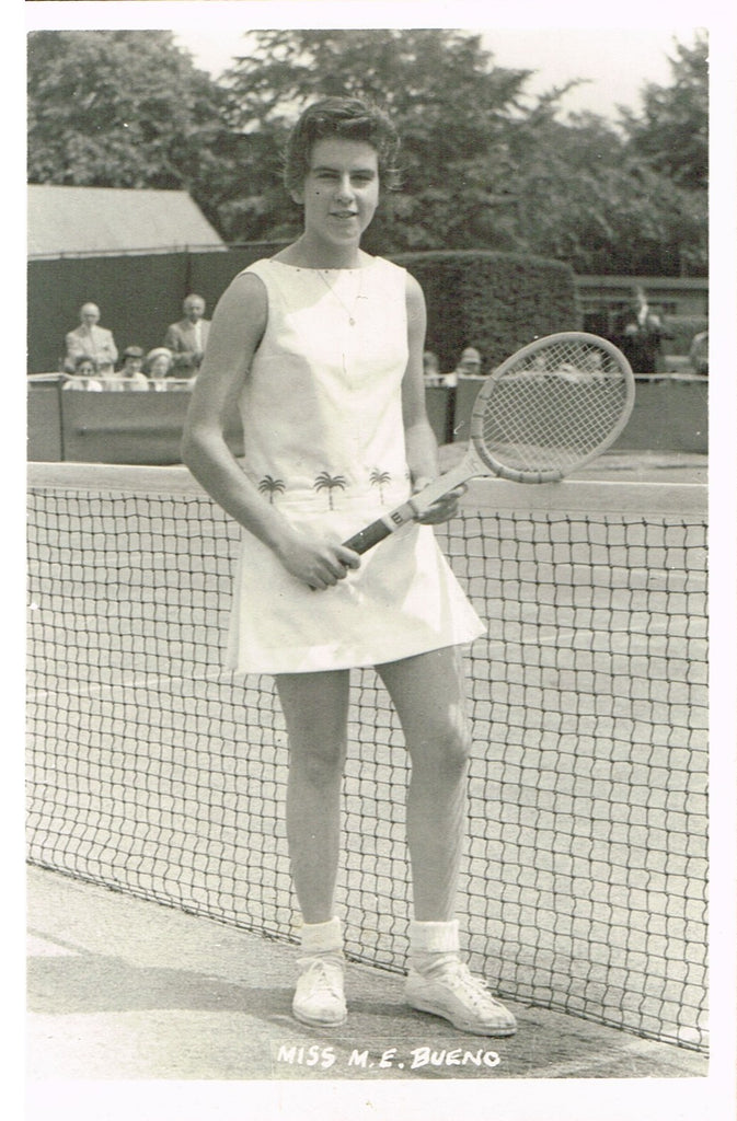 Vintage Postcard - Maria Bueno